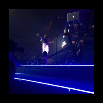 Kari Jobe crushing it!