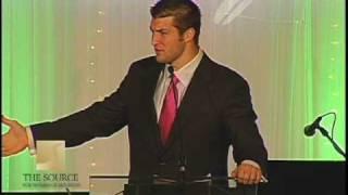 TIM TEBOW -  John 3:16 on His Eye Black